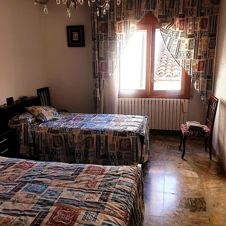Casa Tres Culturas *